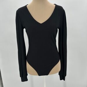 Riley James Black Ribbed V-Neck Long Sleeve Puff Shoulder Bodysuit‎ A0217